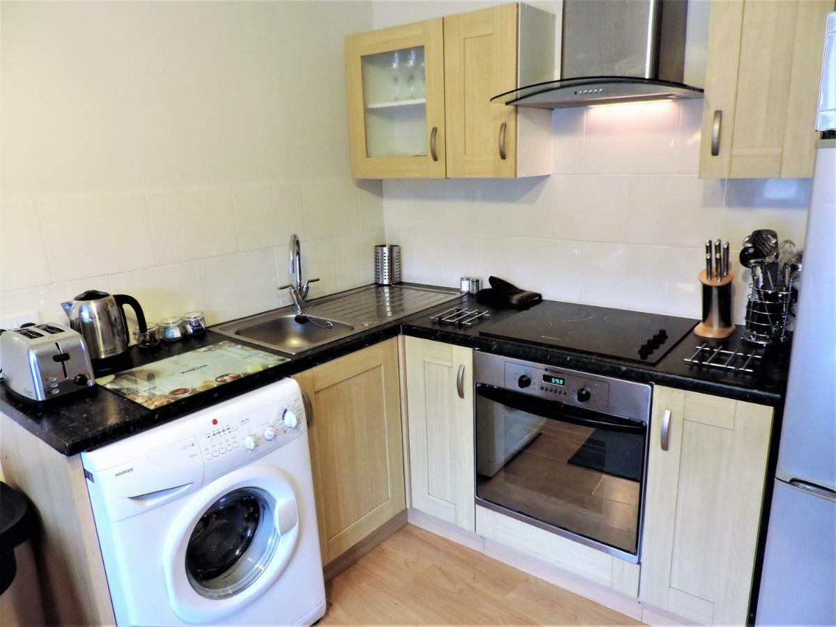 1 Bed Bagshot Pennyhill Accommodation Bagian luar foto