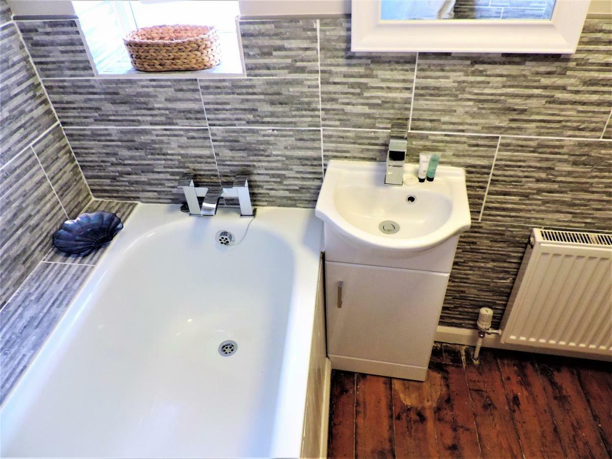 1 Bed Bagshot Pennyhill Accommodation Bagian luar foto
